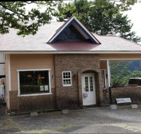 Guesthouse UNILA Hakusan Extérieur photo